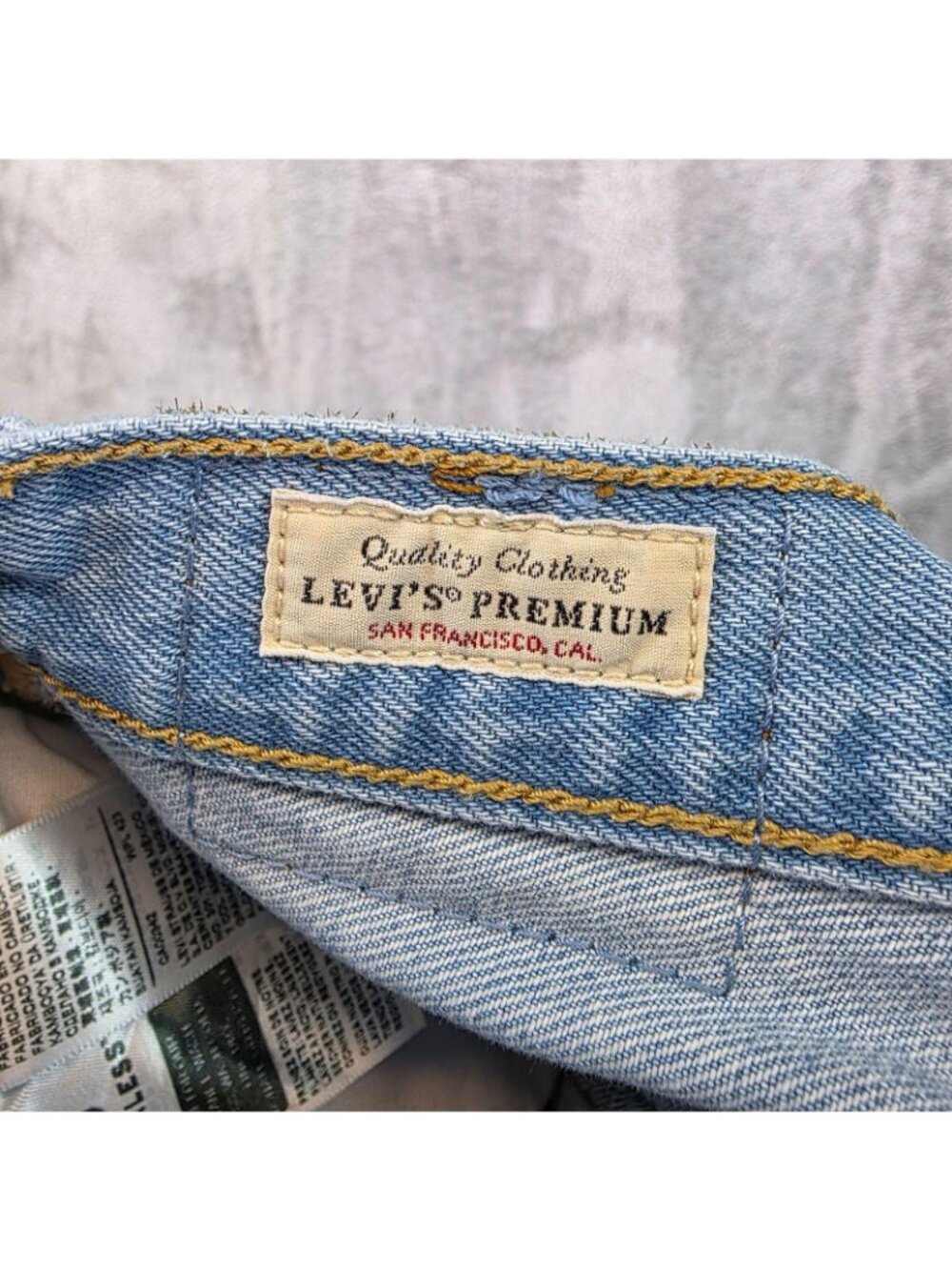 Levis Premium 501 Straight Jeans Womens W23 Blue Light Wash High Rise Denim - Picture 5 of 16